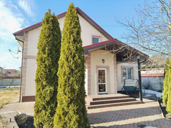 Продається Окремий Будинок+ будинок для гостей, Максютова  Берізка.