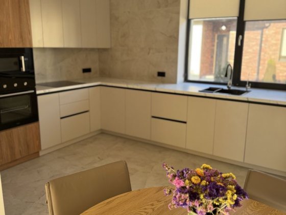 Продаж будинку- дуплексу Ужгород