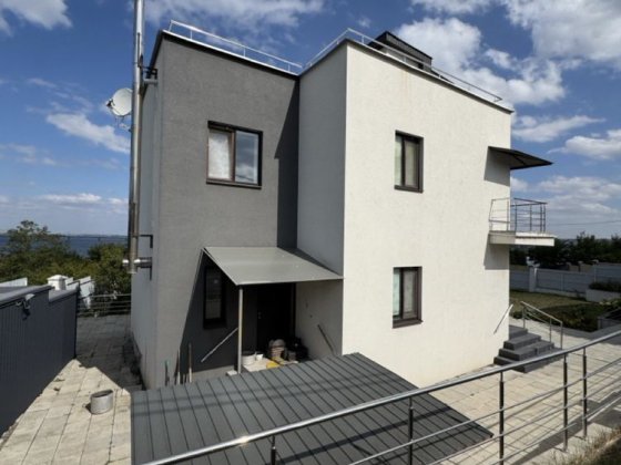 Продаж будинку р-н Перемога 6