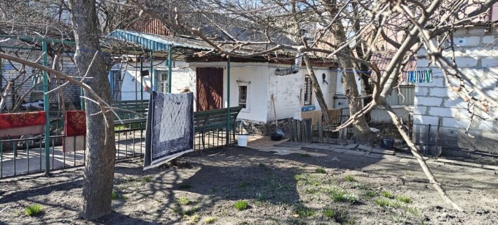 Житомир продам частину будинку - фото 1