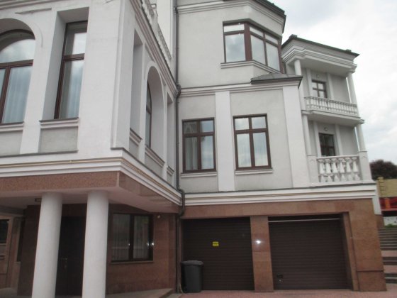 Елітний будинок, Печерськ, резиденція в Царському селі, вул.Редутна,35 Київ