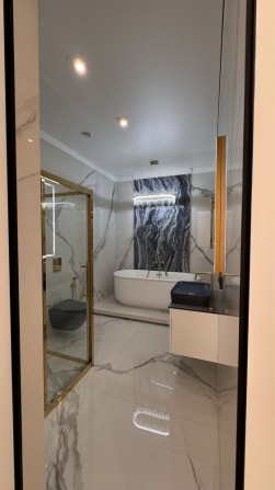 Продається вишуканий Таунхаус в закритому містечку, біля кордону. - фото 1