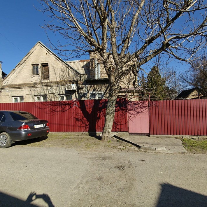 Продаж фасадної частини дома по вул Менделеєва, 3 - фото 1