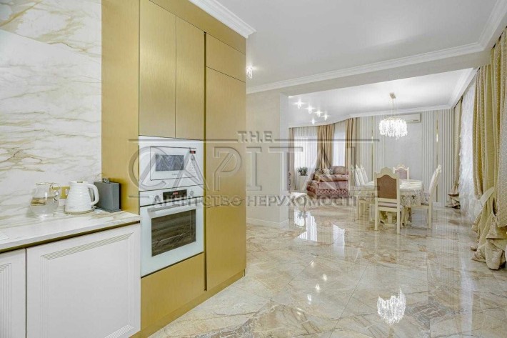 Будинок ремонту лише рік Підвал-бомбосховище 6 соток Тепловий насос - фото 1