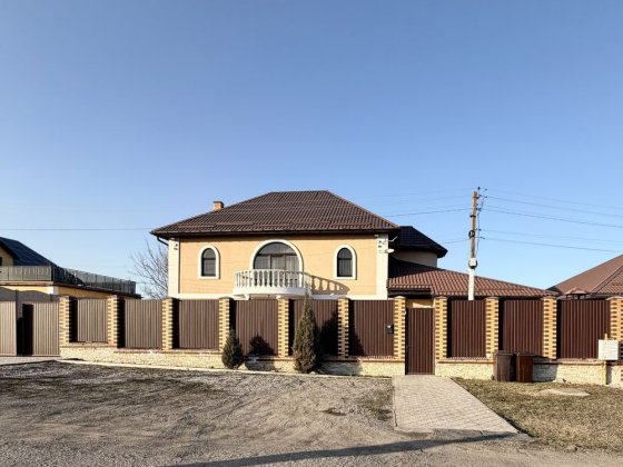 Продаж двоповерхового будинку на Сонячному Запоріжжя