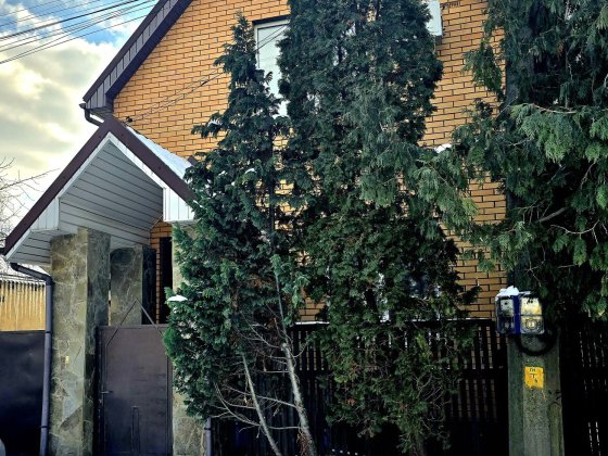 Продам будинок Київ  провулок Паровозний,3 метро Чернігівська