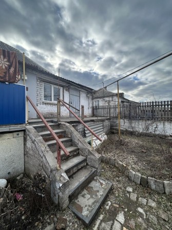 Продам пол дома под капитальный ремонт - фото 1