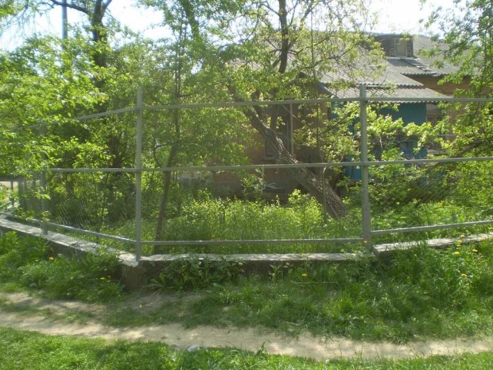 Екобудинок в центрі Житомира частина будинку 75 кв.м. прив. землі 4 с. - фото 1