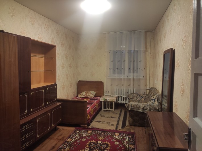 Сдам комнату в трёхкомнатной квартире район Ивановского моста - фото 1