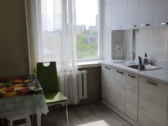 Підселення в двокімнатну квартиру, НАУ Киев