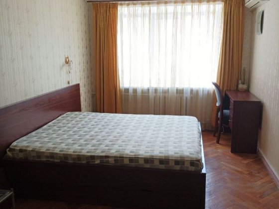 Сдается комната в центре города для девушки. Киев Київ