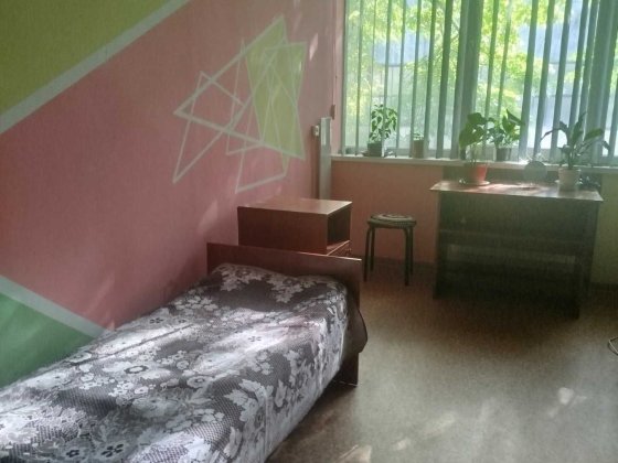 Кімната по швидкісному трамваю Киев