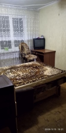 Сдам комнату в 2- х комнатной квартире,с хозяйкой. - фото 1