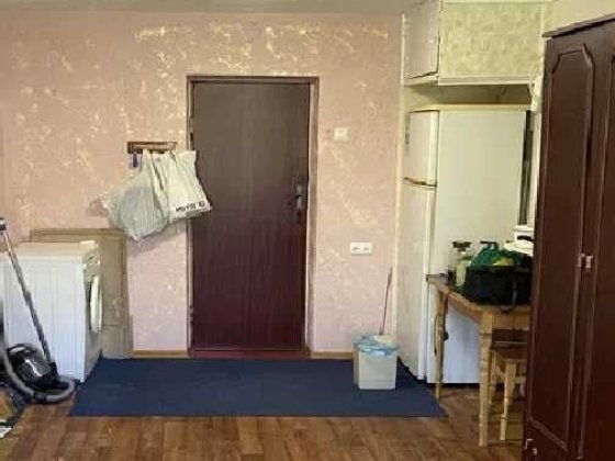 Комната в семейном общежитии  метро Харківська, Дарницкий Киев