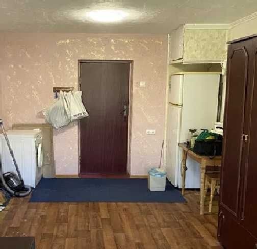 Комната в семейном общежитии  метро Харківська, Дарницкий - фото 1
