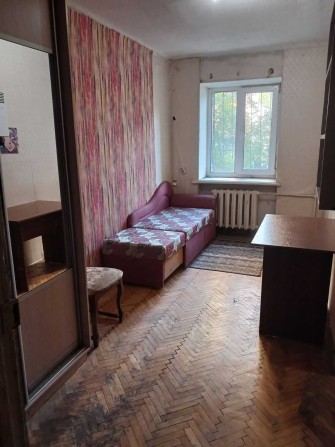 Сдам кімнату для дівчини Святошинський р-н вул Доброхотова 2 - фото 1