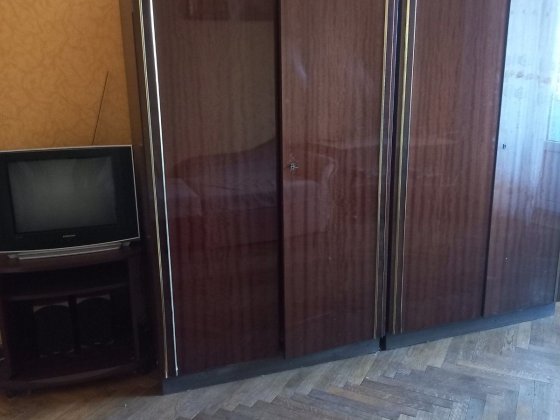 Комната на Шулявке,  метро 2 минуты Киев