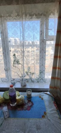 Сдам комнату женщине возле метро Дарница - фото 1