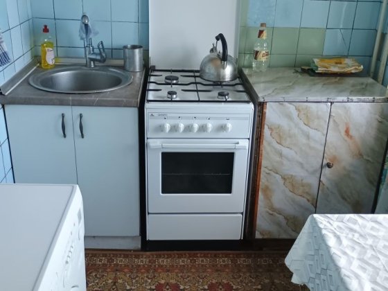 Дві кімнати у трикімнатній без власника Київ