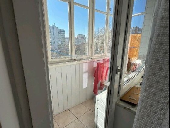 підселення в кімнату до дівчини, без хазяїв Соборності Рованцы