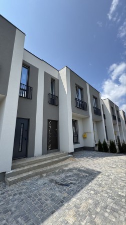 Продаж таунхауса - фото 1