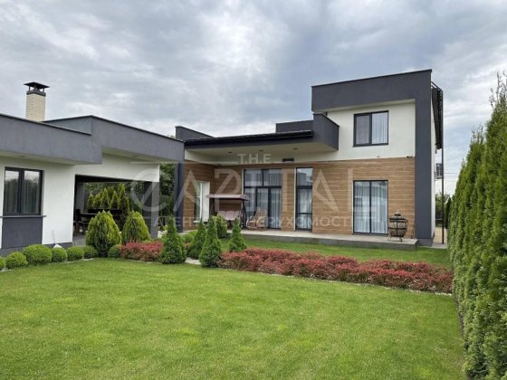 Продаж 2-поверхового будинку, Деснянський р-н, Троєщина Київ