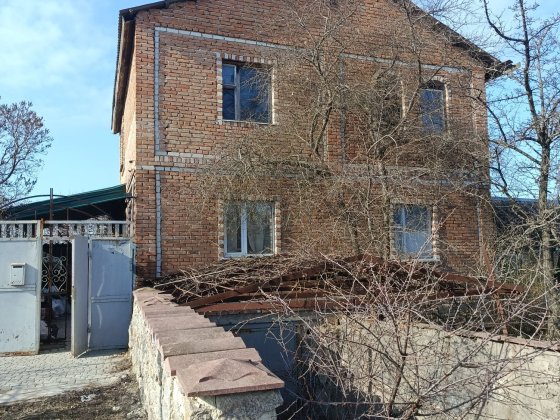 Продається по хорошій ціні будинок в р-ні  Кущівки Кропивницький