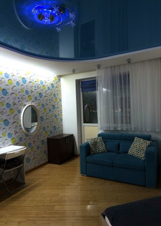 Квартира для дівчини! м.Осокорки 5 хв! Біля тц River mall - фото 1