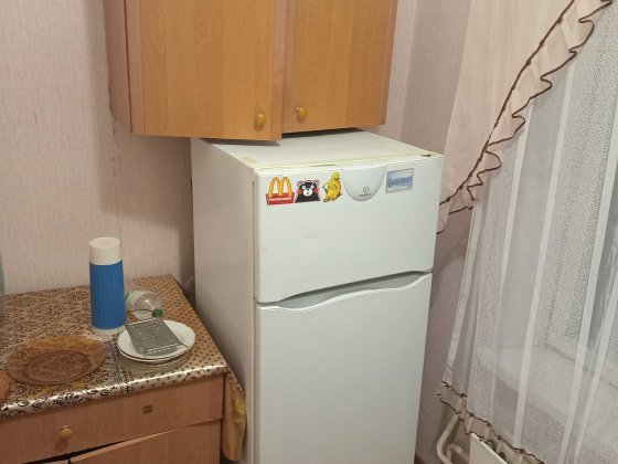 Підселення дівчині жінки Киев