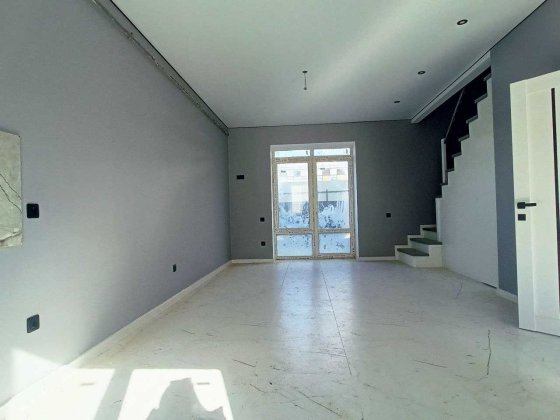 Продаж таунхаусу з ремонтом ! Винница