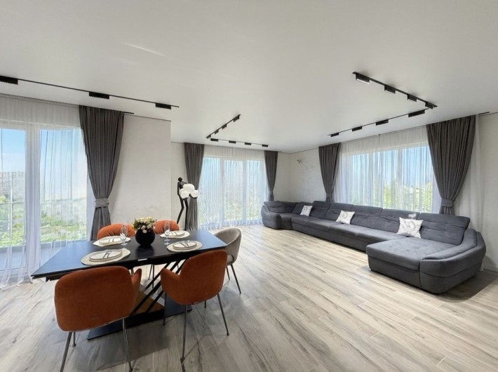 Продаж ексклюзивного будинку в Бохониках - фото 1