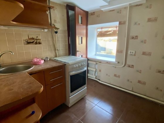 Продаж  півбудинку, з окремим  двором, на Габдрахманова! Кропивницький