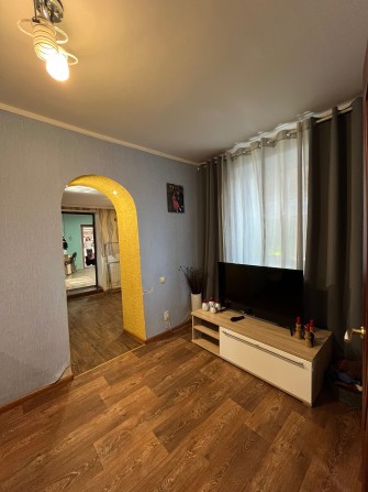 Продам частину будинку з окремим двором ( ЄВІДНОВЛЕННЯМ ПРАЦЮЄМО) - фото 1