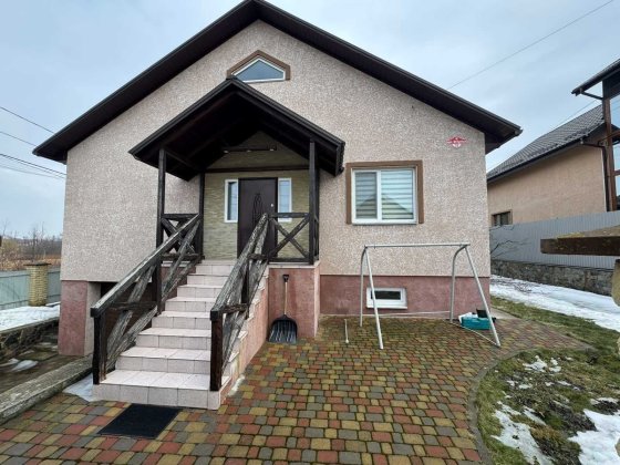 Продаж будинку з гаражем, 4.5 сотки, м. Вінниця, вул. М. Куліша Вінниця