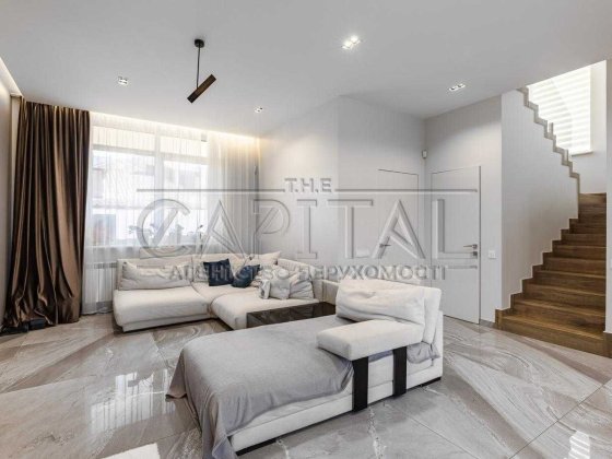 Продажа/ Дом / ул. Дружбы Народов/Зверинецкая Печерск/Центр Киев