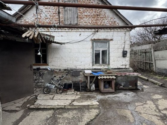 Продаж 1/2 частини будинку Корея