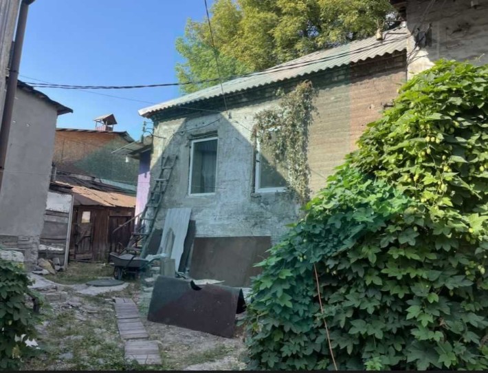 Продам часть дома с отдельным входом ул. Тесная р-н пр. Нигояна - фото 1