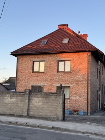 Частина будинку. вул. Шевченка. Власник - фото 1