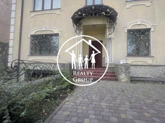 Власний будинок в центрі Львова. А20 Львів