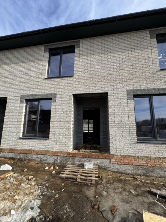 ТАУНХАУСИ на замості ! - фото 1