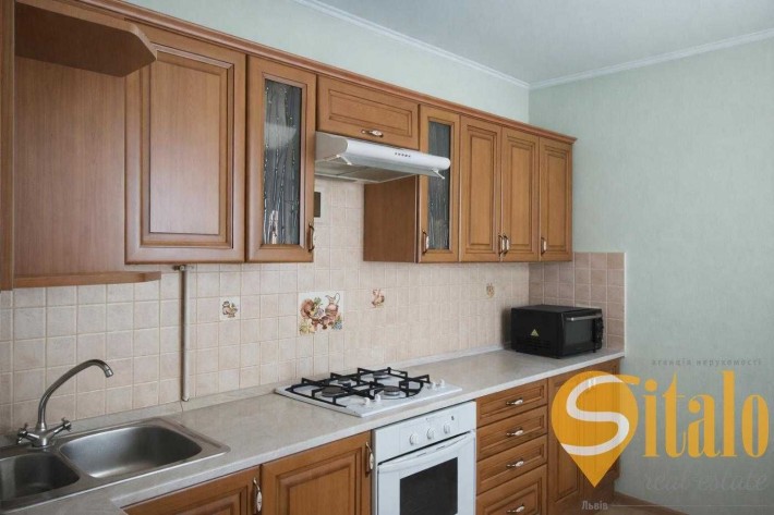 Продаж цегляного будинку, вулиця Варшавська - фото 1