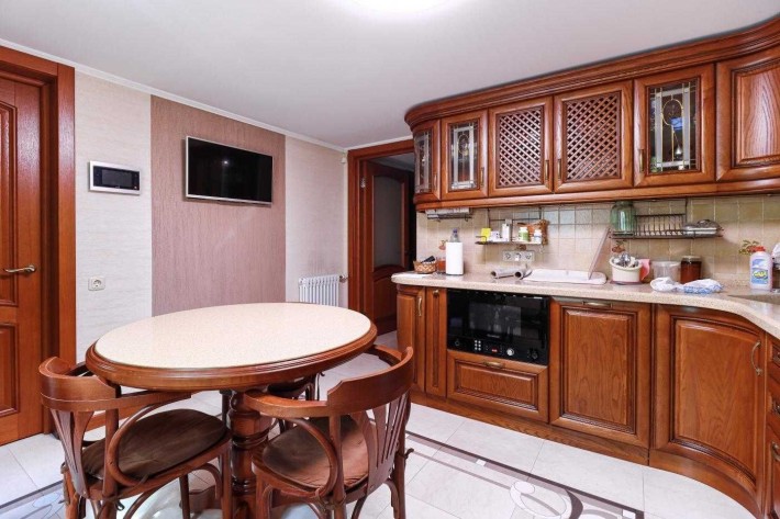 Продаж будинку по вулиця Харківська (поруч з Шевченківським гаєм) - фото 1