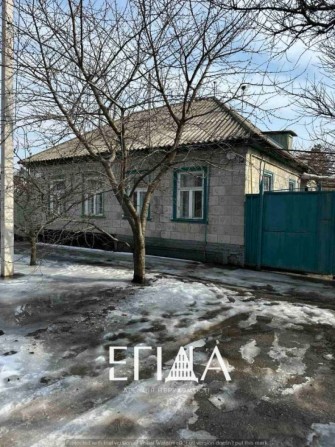 Половина будинку р-н.Новомиколаївка - фото 1