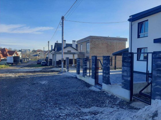 Будинок,котедж від ВЛАСНИКА Львов