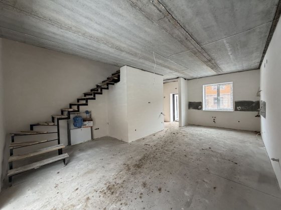 Таунхаус чистовий! Крута локація, до зупинки 5 хв, поруч ВСЕ! Винница