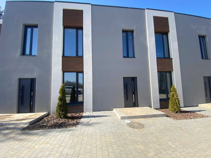 Продаж таунхауса біля Вишенського озера - фото 1