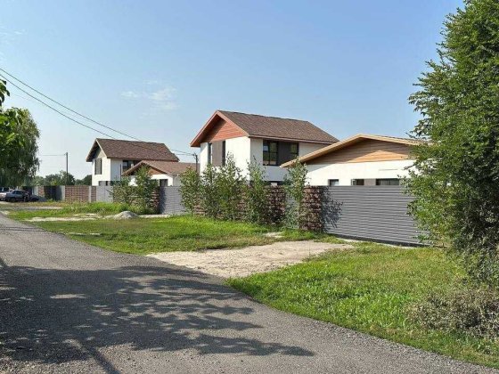 Будинок у коттеджному містечку, Лівобережний, Донецьке, Караван Днепр