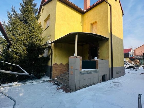 Продаж 2-поверхового будинку з каміном Запоріжжя