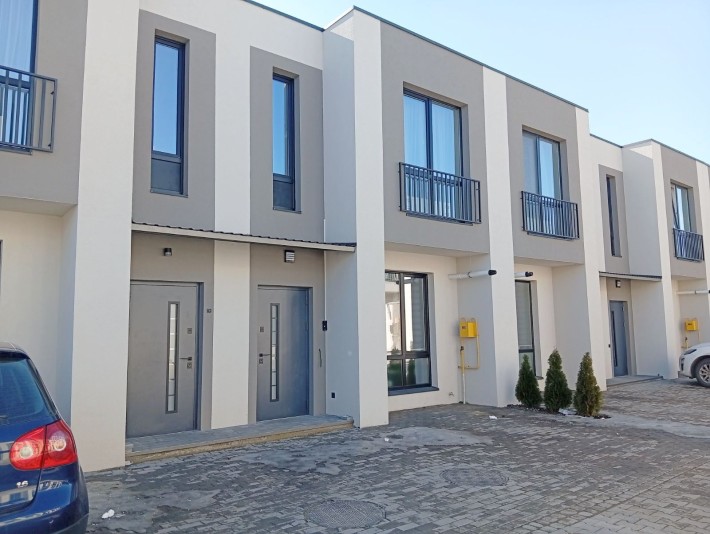 Продаж Танхауса з РЕМОНТОМ - фото 1