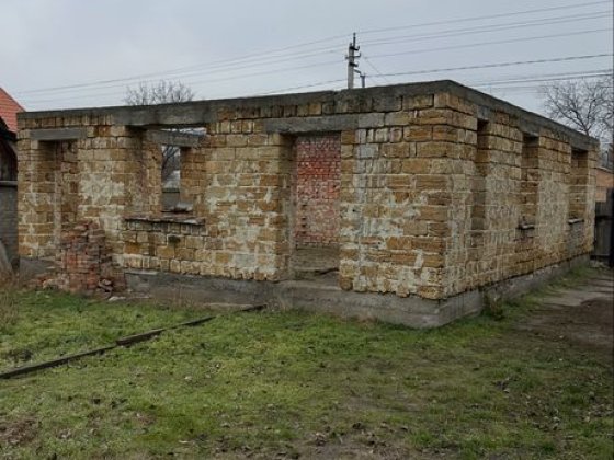 Продам будинок на кущівці, недобудова Кропивницький